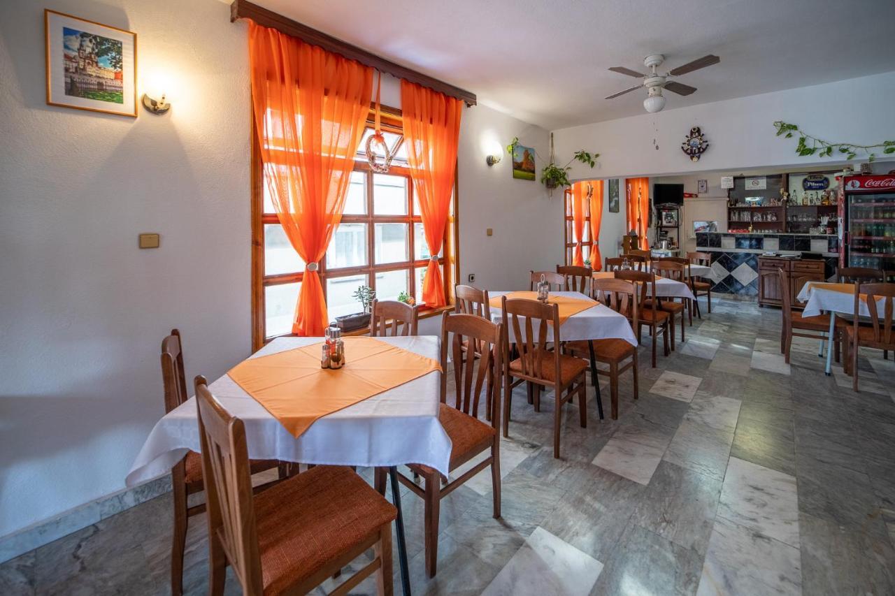 Guest Rooms Grudovi Obzor Εξωτερικό φωτογραφία