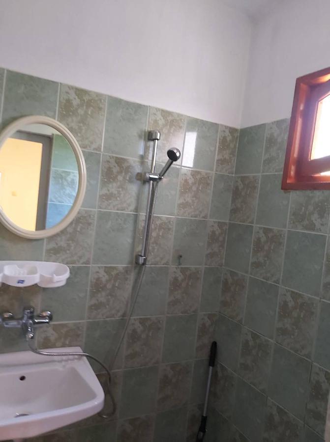 Guest Rooms Grudovi Obzor Εξωτερικό φωτογραφία