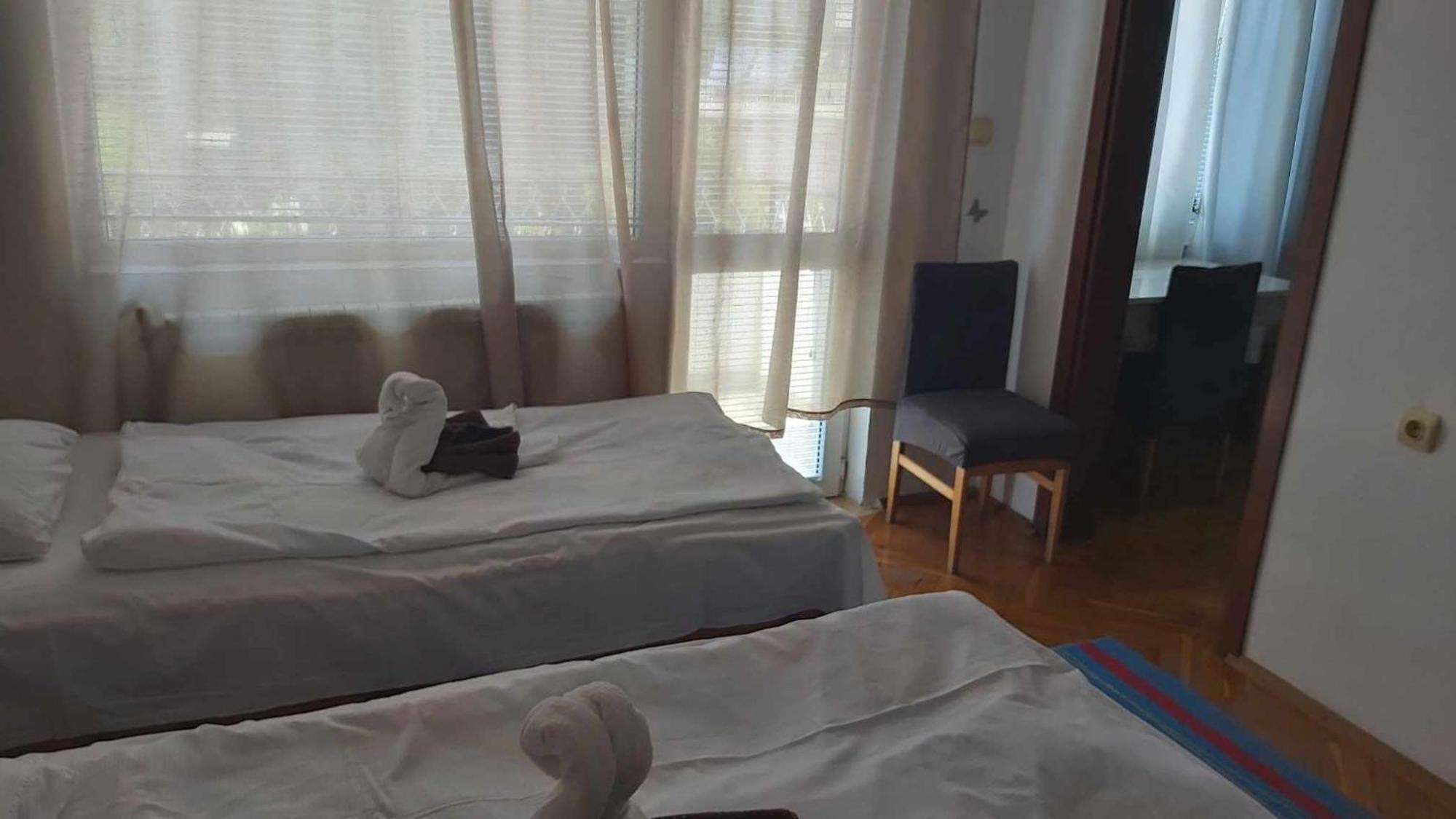 Guest Rooms Grudovi Obzor Εξωτερικό φωτογραφία