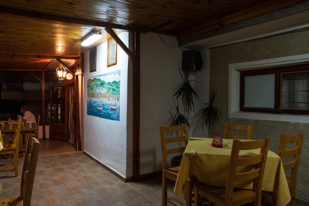 Guest Rooms Grudovi Obzor Εξωτερικό φωτογραφία